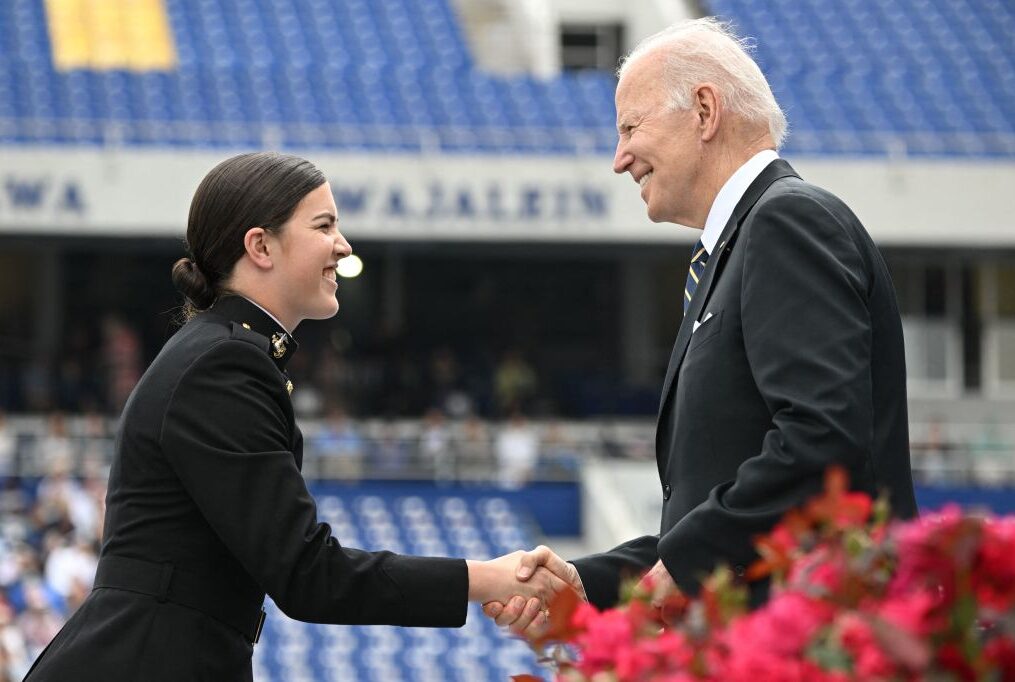 Biden blasts Putin, praises McCain in Naval Academy graduation address
