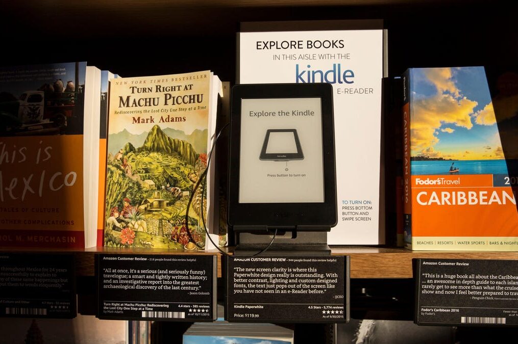 Amazon Pulls the Plug on Kindle in China