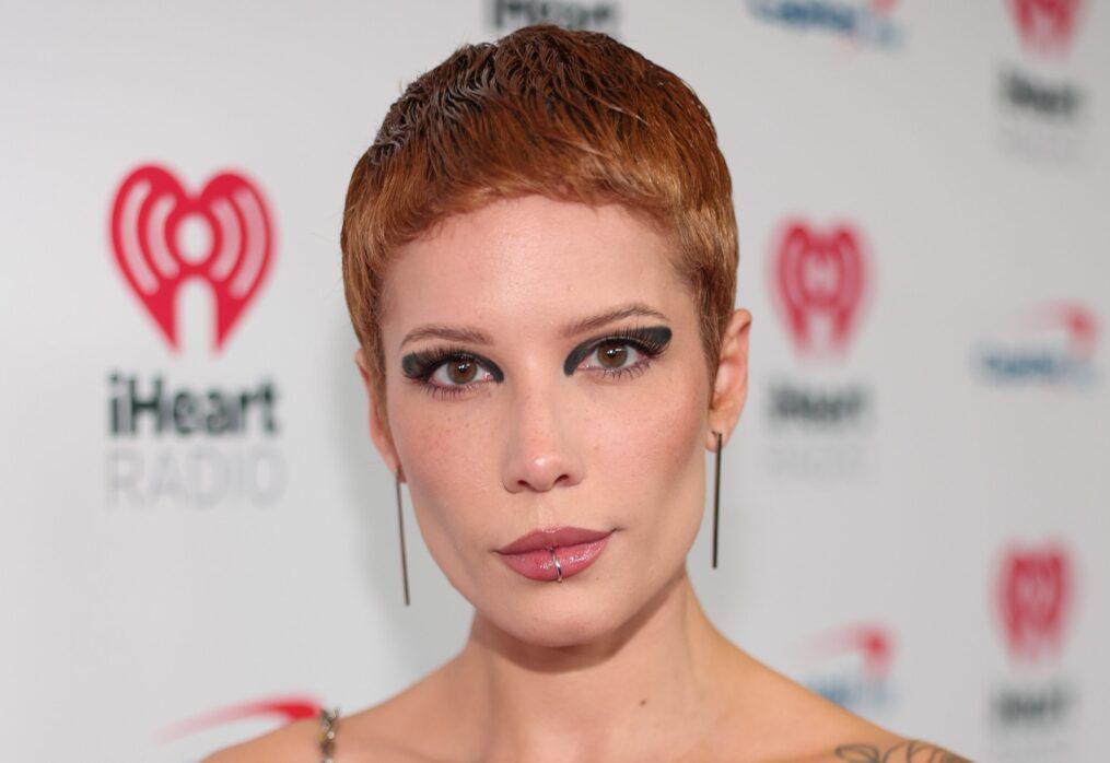 Halsey Splits From Capitol Records