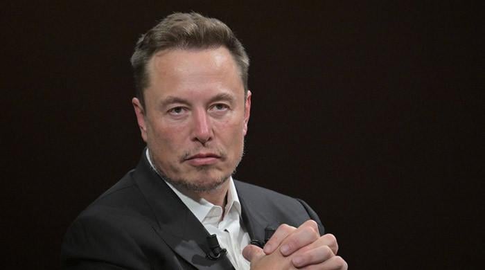 Outraged Elon Musk threatens to ban Apple devices at his companies